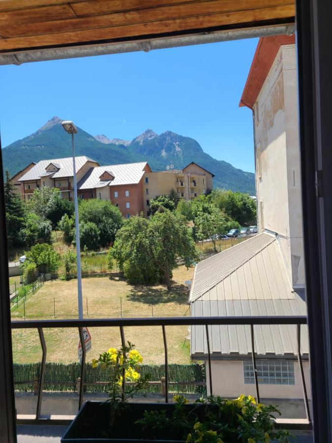 Briançon Hotel De La Gare מראה חיצוני תמונה
